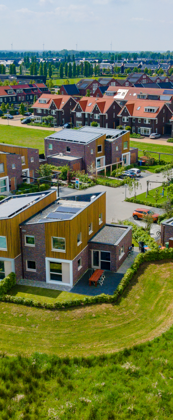 Zwolle - Terpwoningen Drone